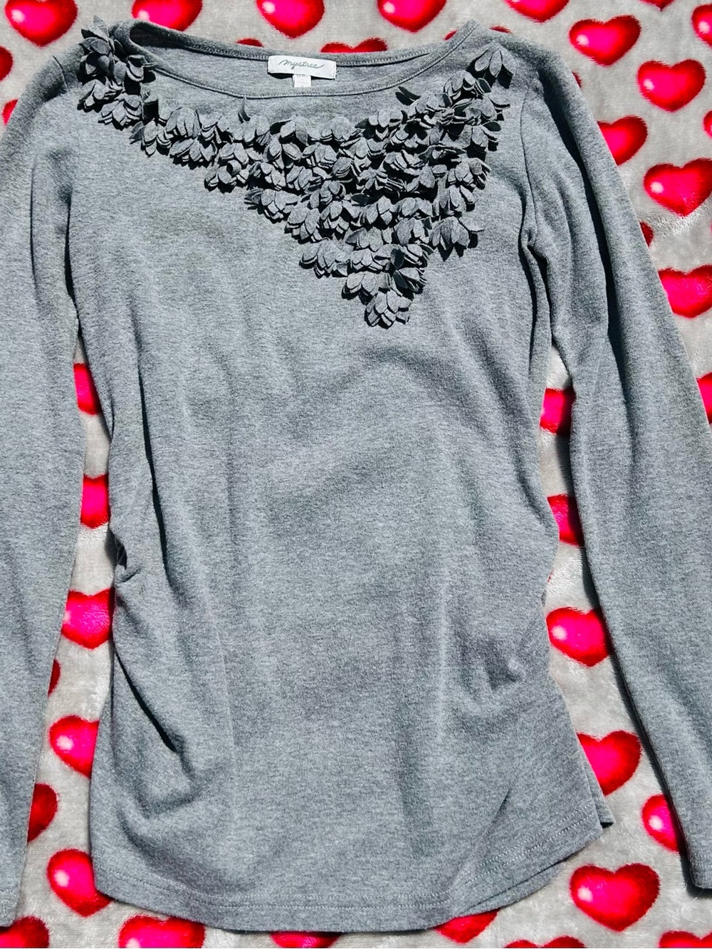 Apt. 9 Gray Long Sleeve Top with Floral Appliqué